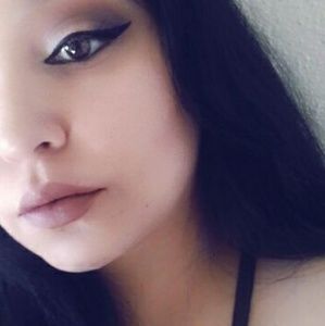 Meet your Posher, Beverly